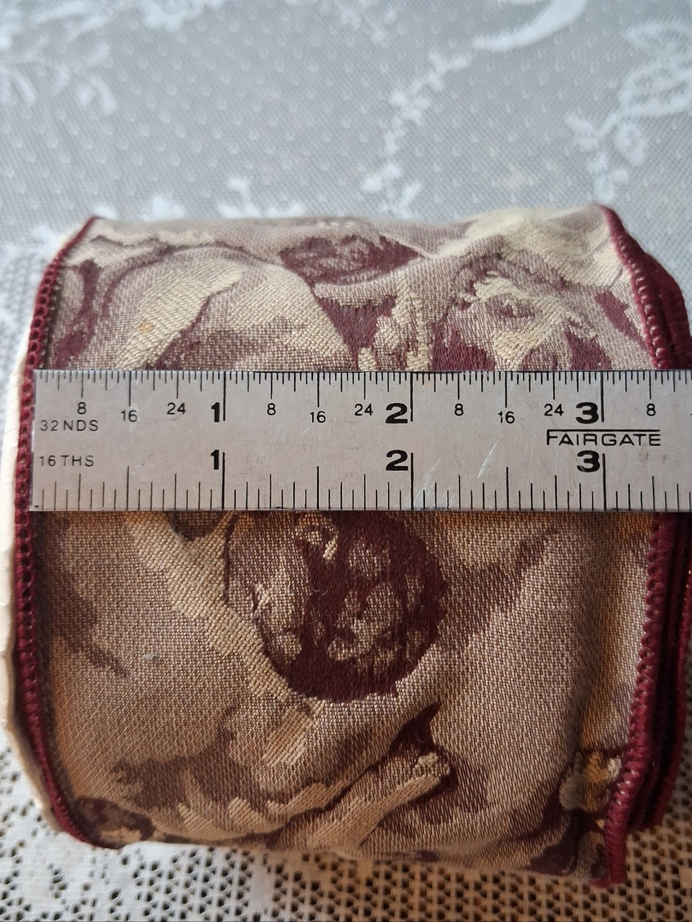 Rare Find! Cherub Ribbon - Picture 2 of 5